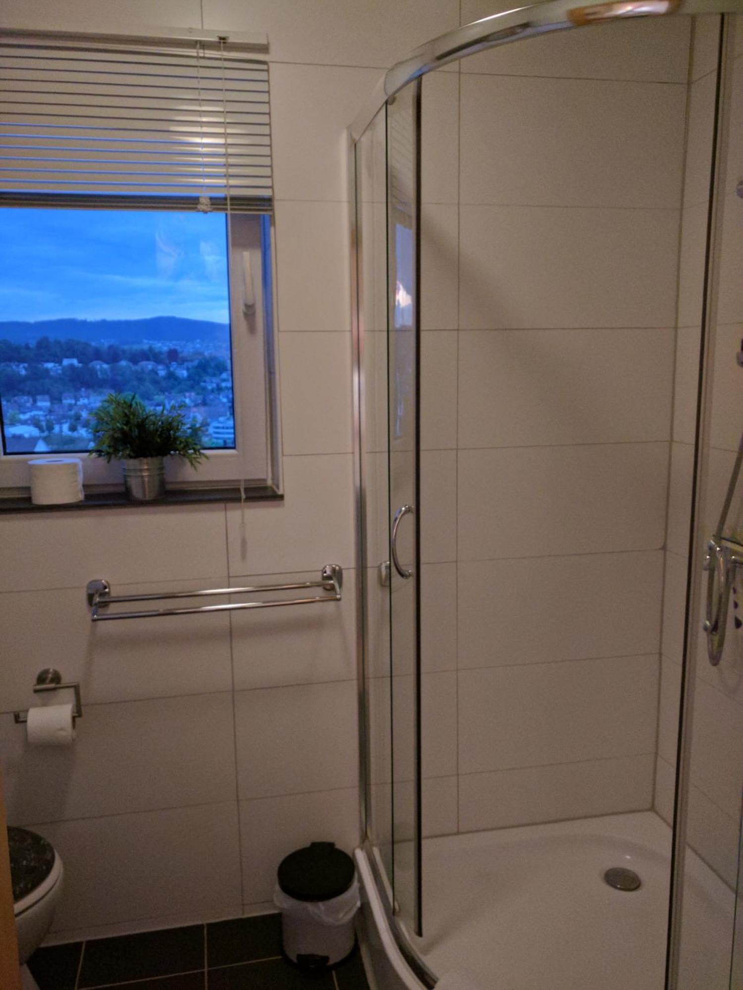 Haus Bahlo - Ferienwohnungen Attendorn Habitación foto